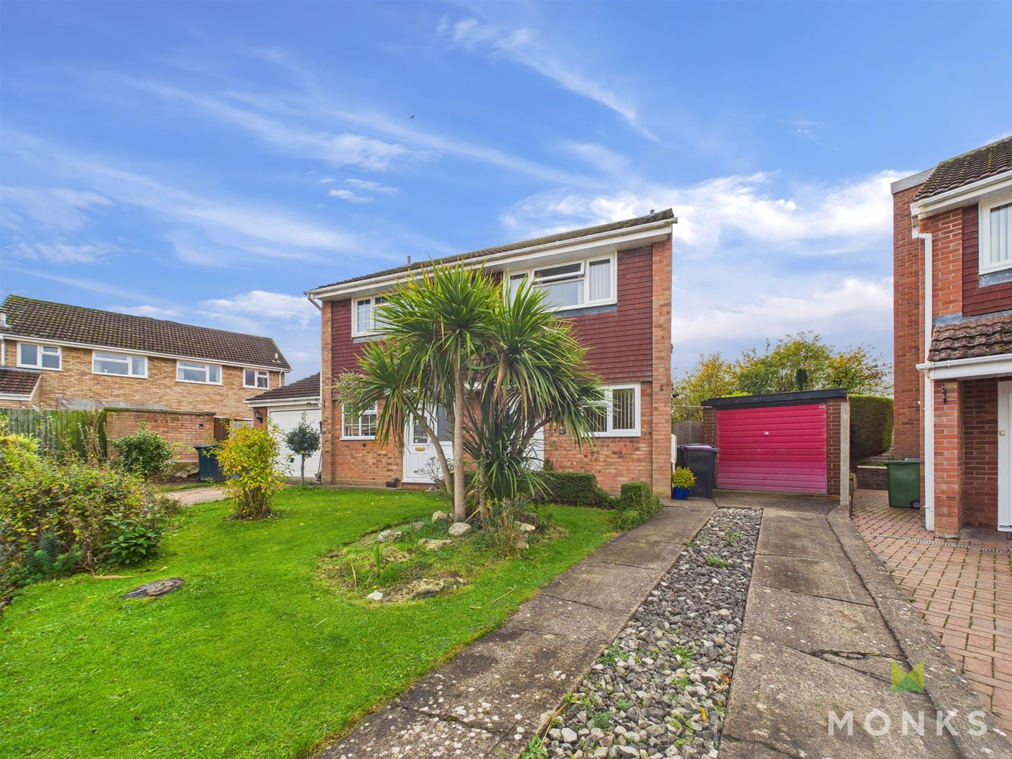 61 Brookfield, Shrewsbury, SY3 0LR For Sale